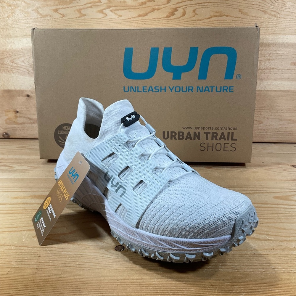 NIB UYN Urban Trail Artax Plus Shoes Women’s 10  EU 41  White Knit Upper Y100415